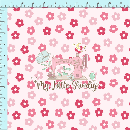 Fabric Club Month 56 - Sweetheart Daisies - Cotton Woven (retail)